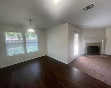 1306 Trent Street - Photo Thumbnail 8