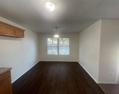 1306 Trent Street - Photo Thumbnail 9
