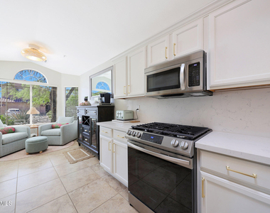 10392 E Penstamin Drive - Photo Thumbnail 3