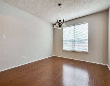3548 Brewster Drive - Photo Thumbnail 2