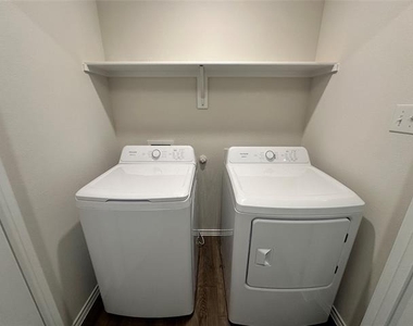 1117 Southfield Drive - Photo Thumbnail 12