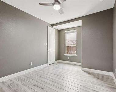 3721 Norwood Avenue - Photo Thumbnail 20