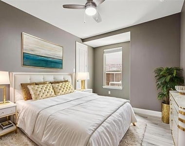 3721 Norwood Avenue - Photo Thumbnail 8