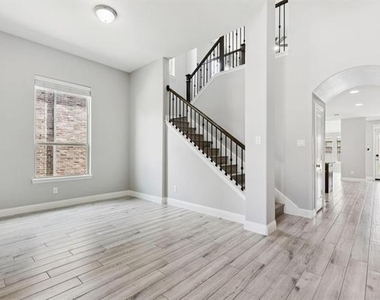 3721 Norwood Avenue - Photo Thumbnail 25