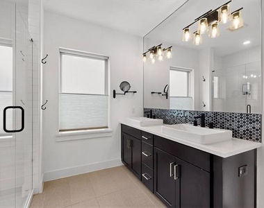 1077 Maverick Drive - Photo Thumbnail 21
