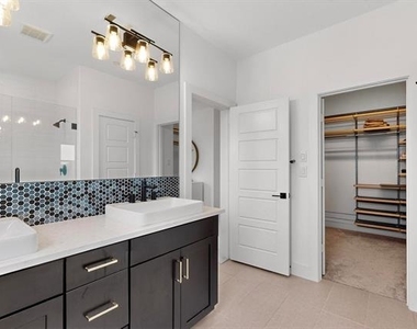 1077 Maverick Drive - Photo Thumbnail 23