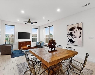 1077 Maverick Drive - Photo Thumbnail 11