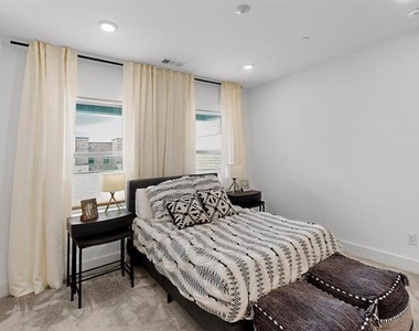 1077 Maverick Drive - Photo Thumbnail 25