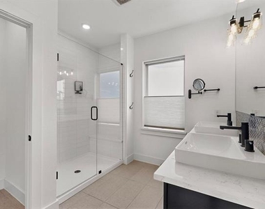 1077 Maverick Drive - Photo Thumbnail 22