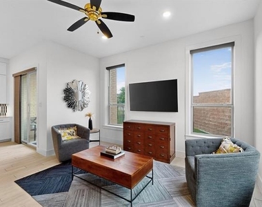 1077 Maverick Drive - Photo Thumbnail 6