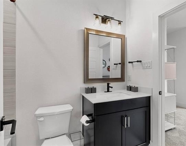 1077 Maverick Drive - Photo Thumbnail 31