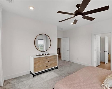 1077 Maverick Drive - Photo Thumbnail 17