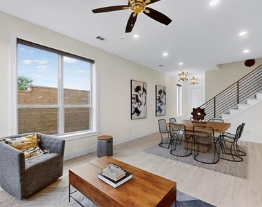 1077 Maverick Drive - Photo Thumbnail 9