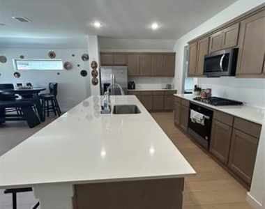 1806 Balfour Bend - Photo Thumbnail 4