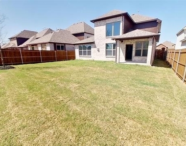 6117 Horsetail Drive - Photo Thumbnail 16