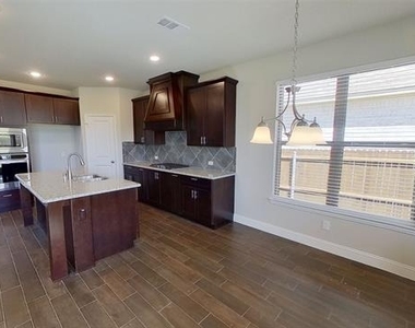 6117 Horsetail Drive - Photo Thumbnail 5