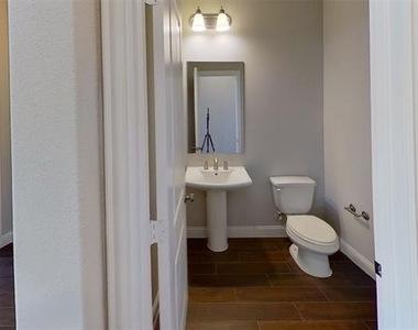 6117 Horsetail Drive - Photo Thumbnail 6