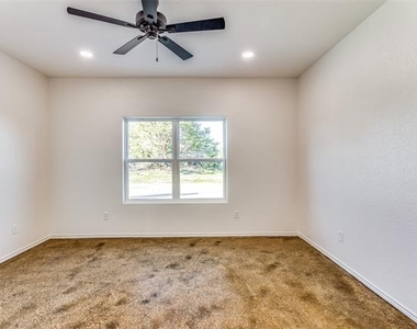 112 Dealva Court - Photo Thumbnail 13