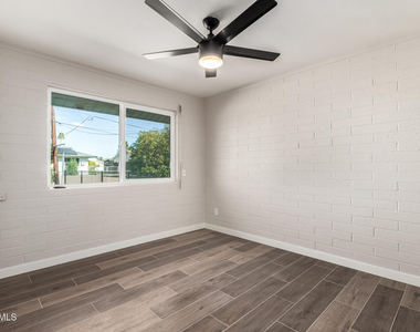 11016 W Sun City Boulevard - Photo Thumbnail 10