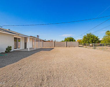 11016 W Sun City Boulevard - Photo Thumbnail 17