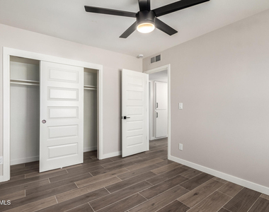 11016 W Sun City Boulevard - Photo Thumbnail 11