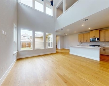 7163 Lathrop Lane - Photo Thumbnail 2