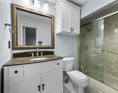 1305 Clark Trail - Photo Thumbnail 12