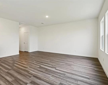 4606 Wildrose Drive - Photo Thumbnail 1