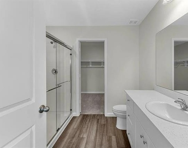 4606 Wildrose Drive - Photo Thumbnail 6