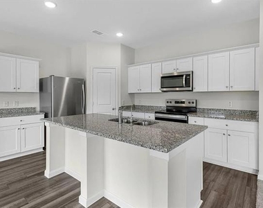 4606 Wildrose Drive - Photo Thumbnail 5