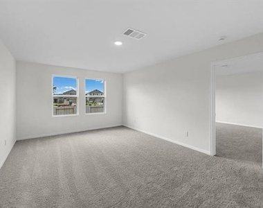 4606 Wildrose Drive - Photo Thumbnail 7