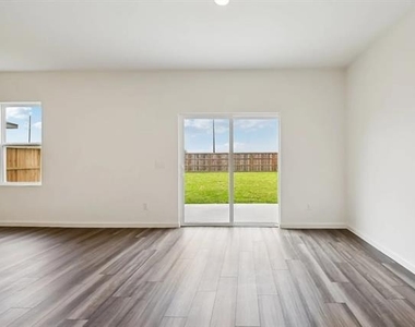 4606 Wildrose Drive - Photo Thumbnail 3