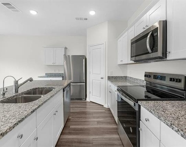 4606 Wildrose Drive - Photo Thumbnail 4