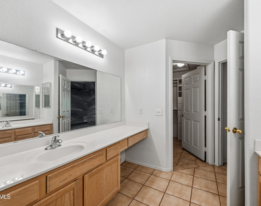 9435 E Purdue Avenue - Photo Thumbnail 16