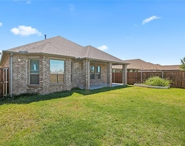 3121 Sunnyside Drive - Photo Thumbnail 21