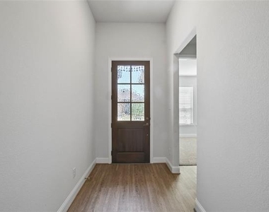 3121 Sunnyside Drive - Photo Thumbnail 13