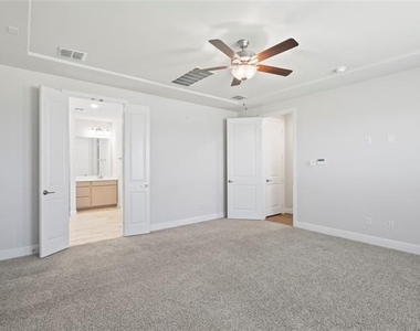 3121 Sunnyside Drive - Photo Thumbnail 10