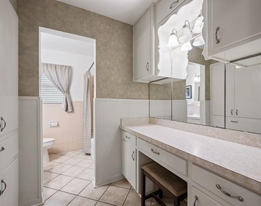 1332 Brookside Drive - Photo Thumbnail 13