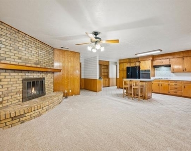1332 Brookside Drive - Photo Thumbnail 4