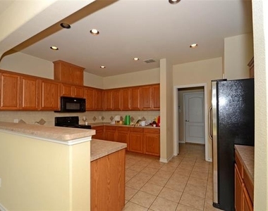 6504 Hickory Hill Drive - Photo Thumbnail 3