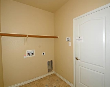 6504 Hickory Hill Drive - Photo Thumbnail 17