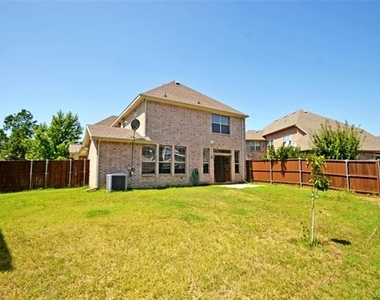 6504 Hickory Hill Drive - Photo Thumbnail 18