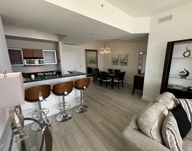 1551 N Flagler (seasonal Or Annual) Drive - Photo Thumbnail 9