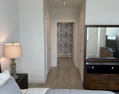 1551 N Flagler (seasonal Or Annual) Drive - Photo Thumbnail 18
