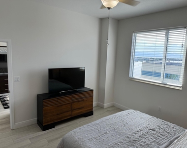 1551 N Flagler (seasonal Or Annual) Drive - Photo Thumbnail 17