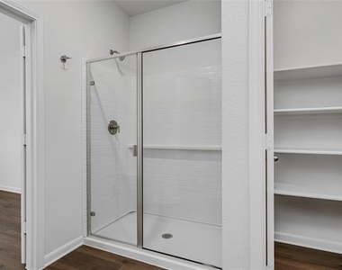 1125 Tempe Lane - Photo Thumbnail 7