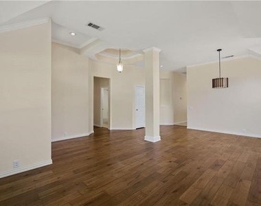 6701 Candlecreek Lane - Photo Thumbnail 7