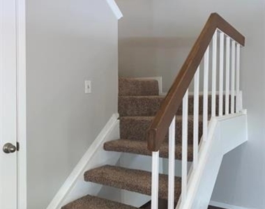 5740 Martel Avenue - Photo Thumbnail 15