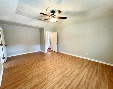 5008 Millsprings Drive - Photo Thumbnail 22