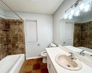 5008 Millsprings Drive - Photo Thumbnail 18